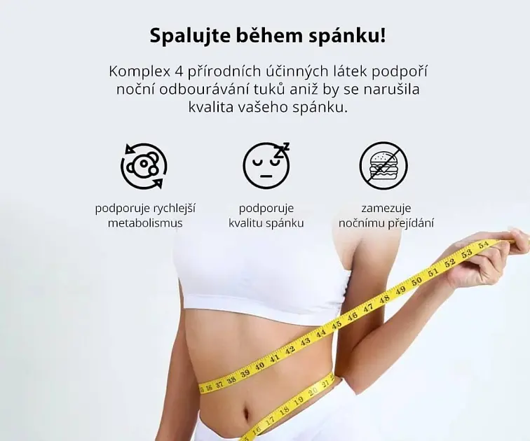 Žena měří pas s páskou při spalování tuků během spánku