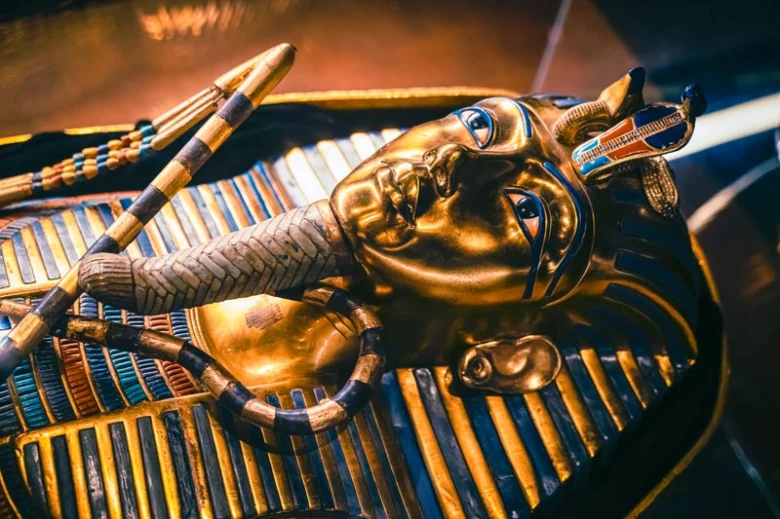 Tutankhamun's golden mask and sarcophagus